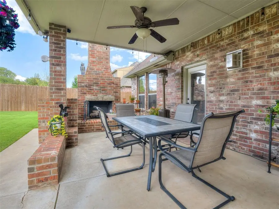 1509 Briar Meade Circle, Edmond, OK 73025 - Image #2