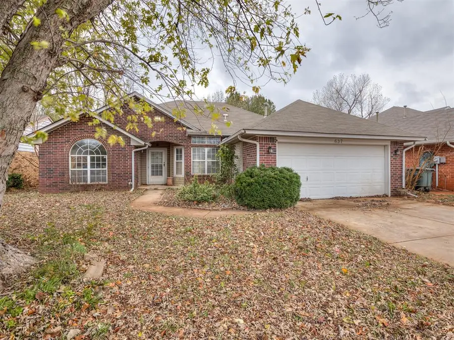 637 Old English Road, Edmond, OK 73003 - Image #2