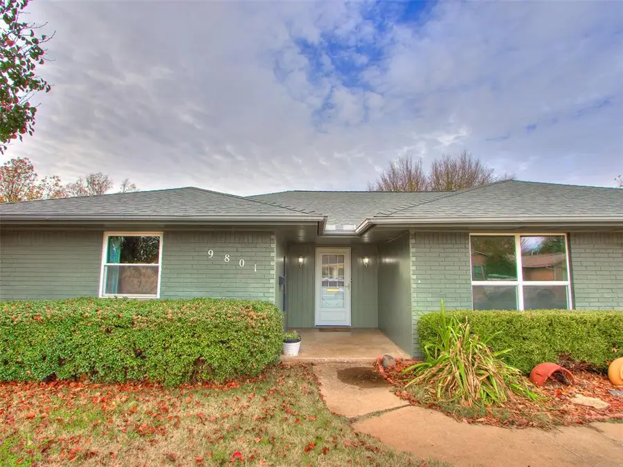 9801 Lancet Lane, Oklahoma City, OK 73120 - Image #2