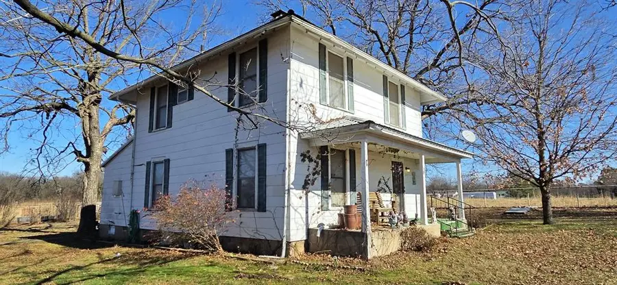 800 S Hinckley, Holdenville, OK 74848 - Image #3