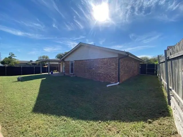 6801 SW Fenwick Avenue, Lawton, OK 73505 - Image #2