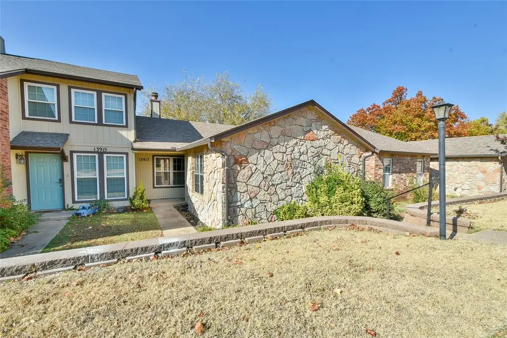 13917 E Crossing Way, Edmond, OK 73013 - Image #1