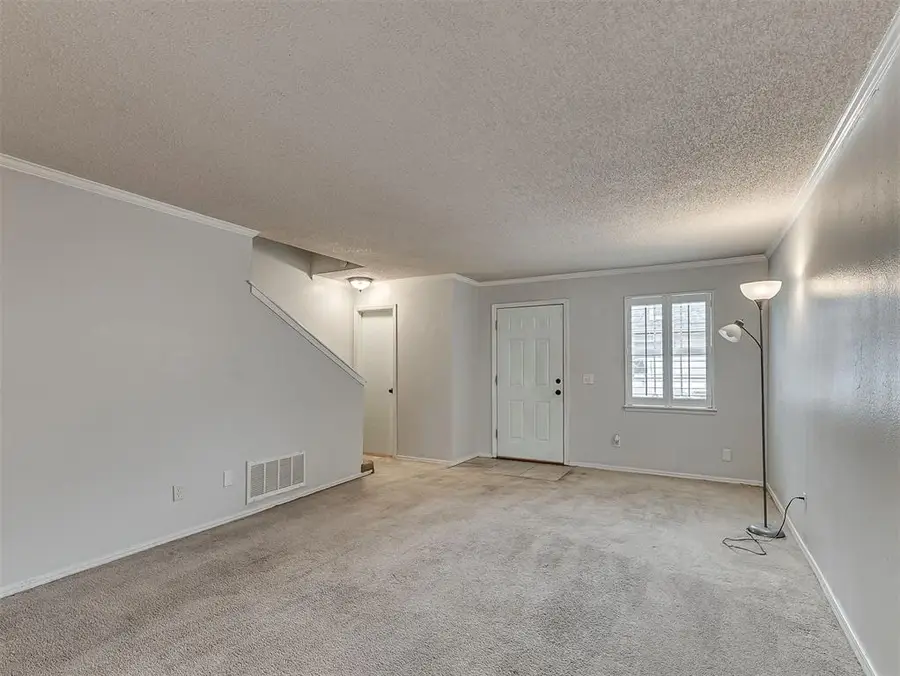 11437 N May Avenue, Oklahoma City, OK 73120 - Image #3