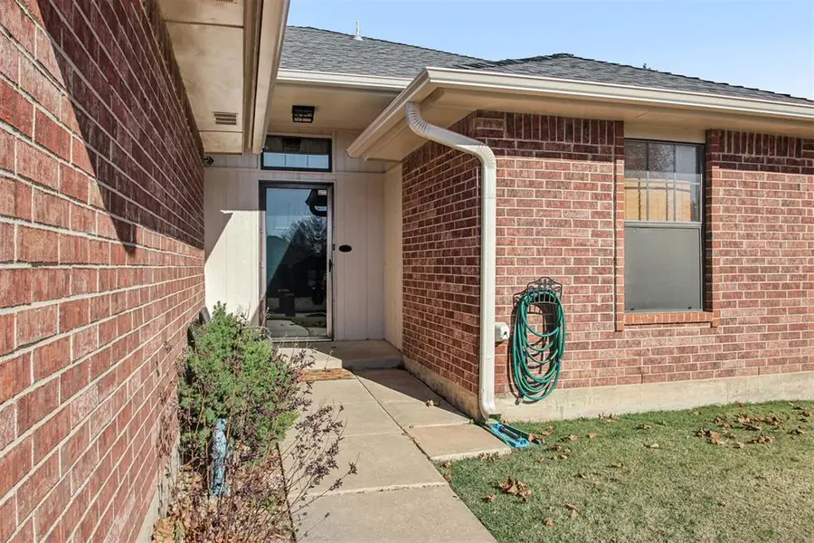 12521 NW 3rd Street, Yukon, OK 73099 - Image #3