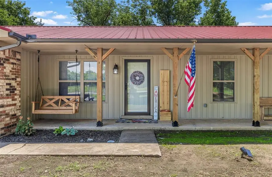 109 W 6th Street, Amber, OK 73004 - Image #2