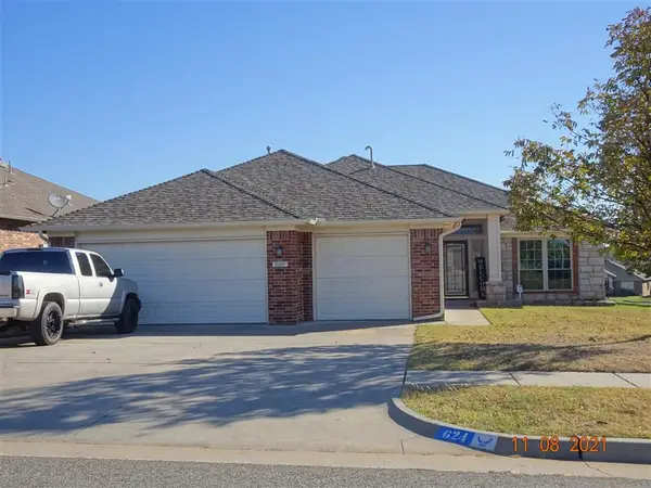 624 Applewood Street, Moore, OK 73160