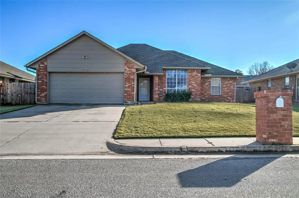 1712 Timberview Drive, Edmond, OK 73013 - Image #1
