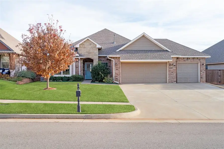 15808 Langley Way, Edmond, OK 73013 - Image #2
