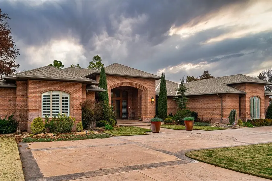 1405 Oak Tree Drive, Edmond, OK 73025 - Image #2