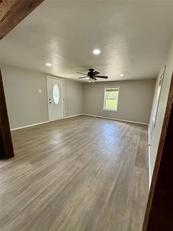 409 N Bryan Avenue, Stroud, OK 74079 - Image #2