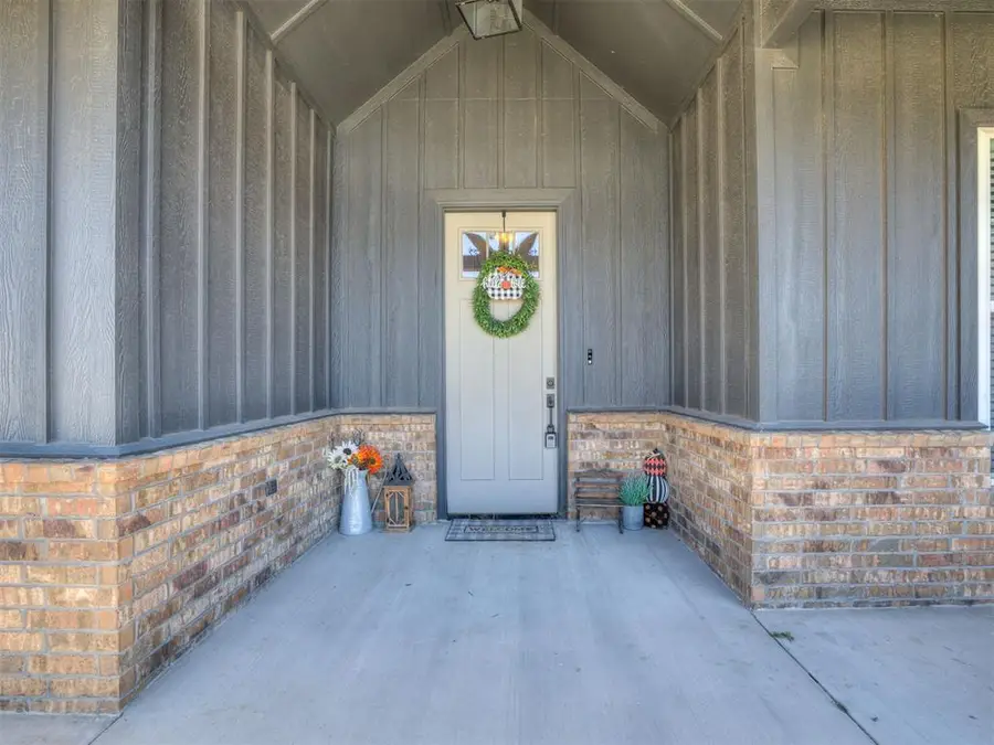 26784 Chisholm Trail, Blanchard, OK 73010 - Image #3