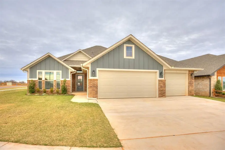 12033 NW 121st Circle, Yukon, OK 73099 - Image #2