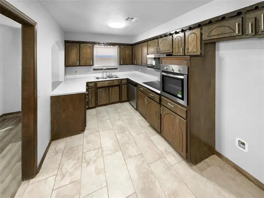 2608 SW 84th Street, Oklahoma City, OK 73159 - Image #2