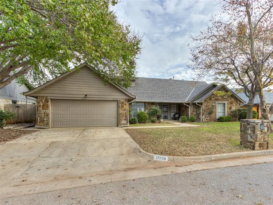 12208 Dover Drive, Oklahoma City, OK 73162 - Image #2