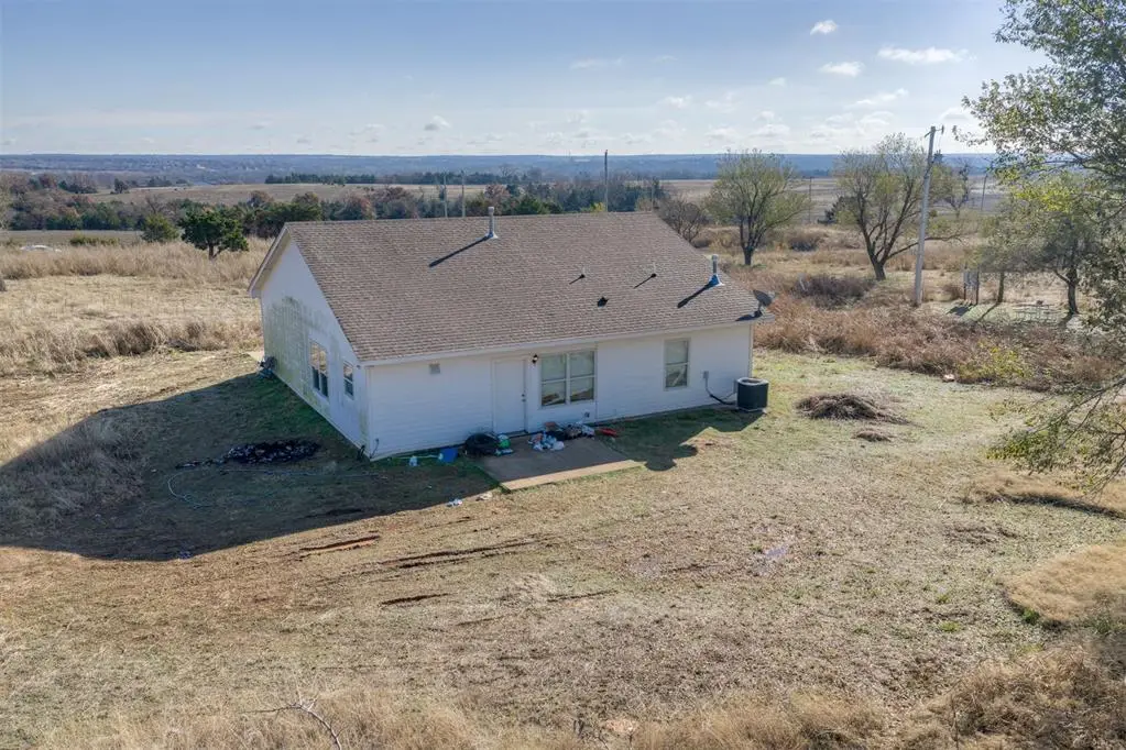 2975 S Academy Road, Guthrie, OK 73044 - Image #1