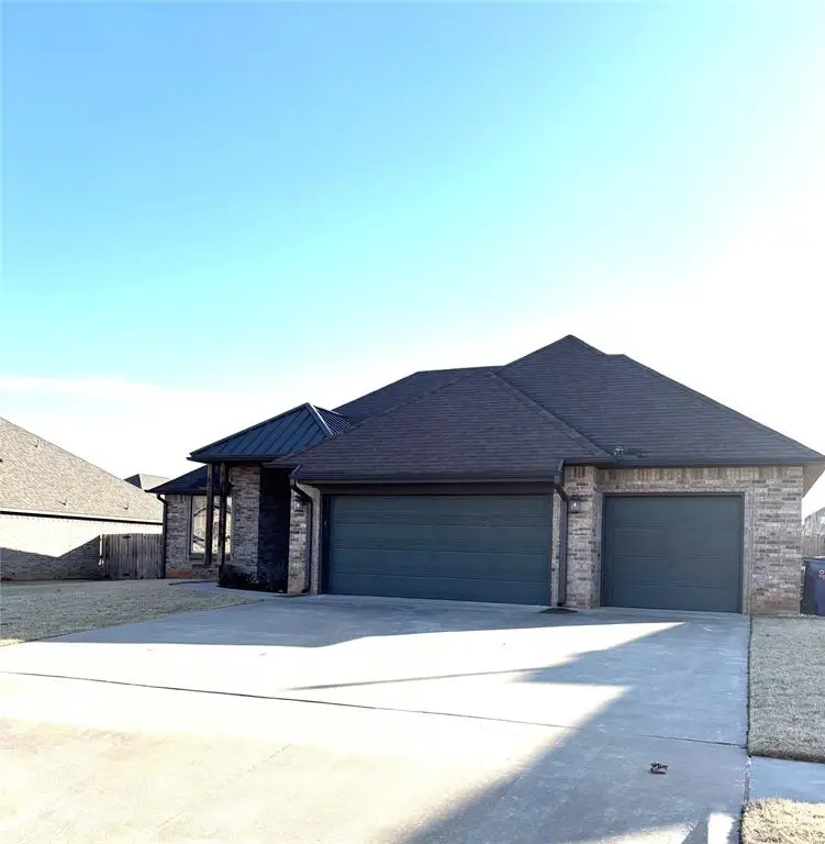 412 E Atlanta Terrace, Mustang, OK 73064 - Image #1