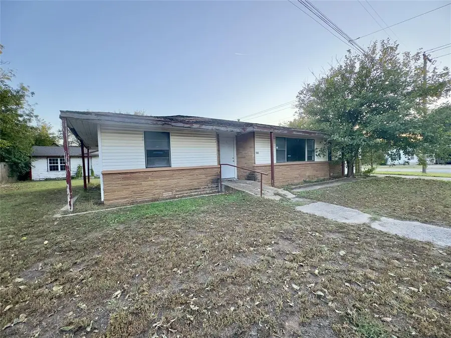 418 W Filmore Street, Mangum, OK 73554 - Image #3