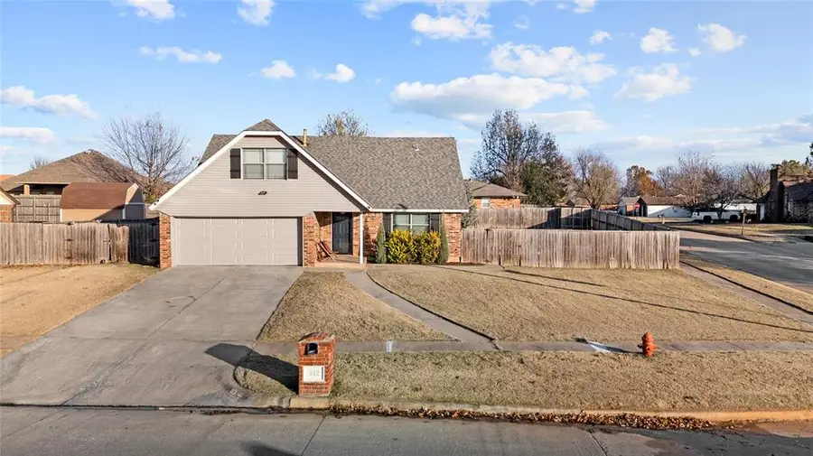 812 S Avery Street, Moore, OK 73160 - Image #3