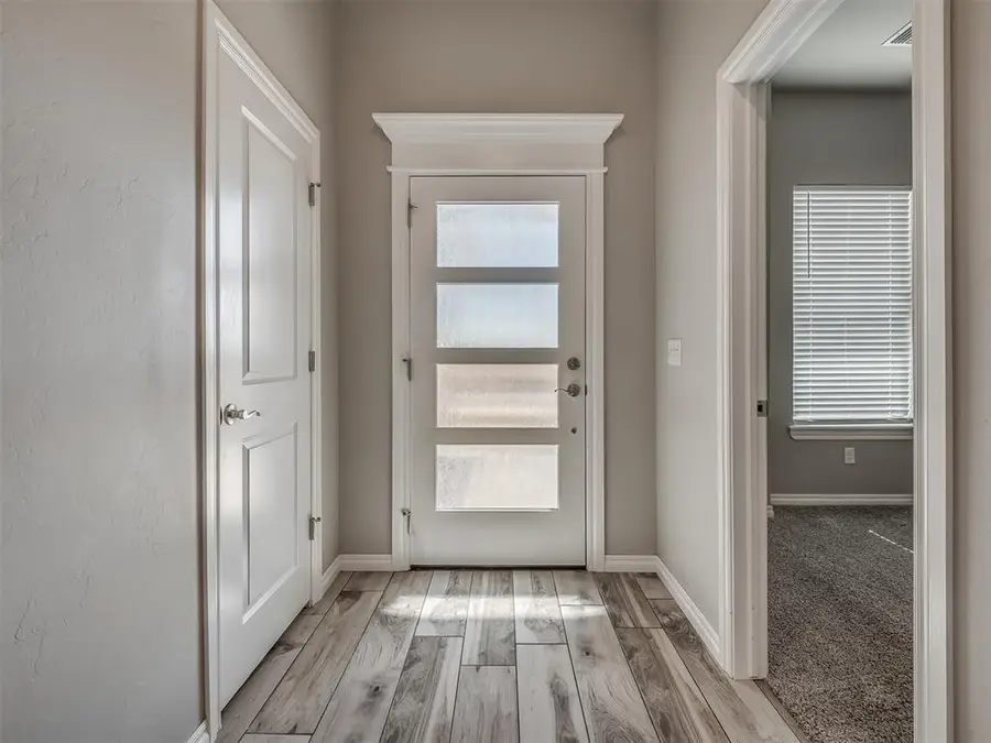 9205 NW 116th Street, Yukon, OK 73099 - Image #3