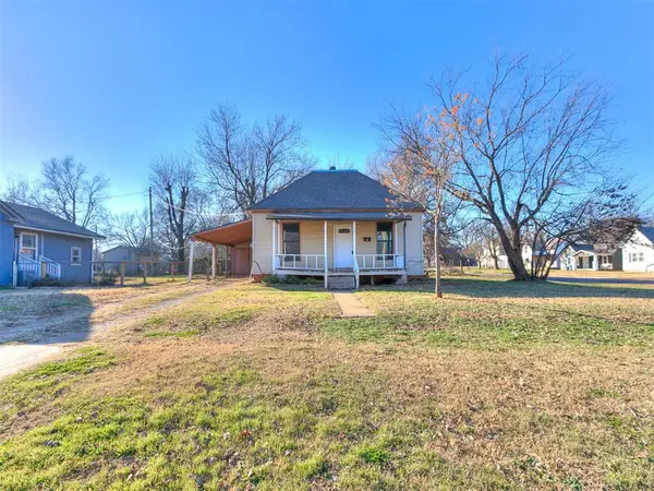521 N 11th Street, Guthrie, OK 73044