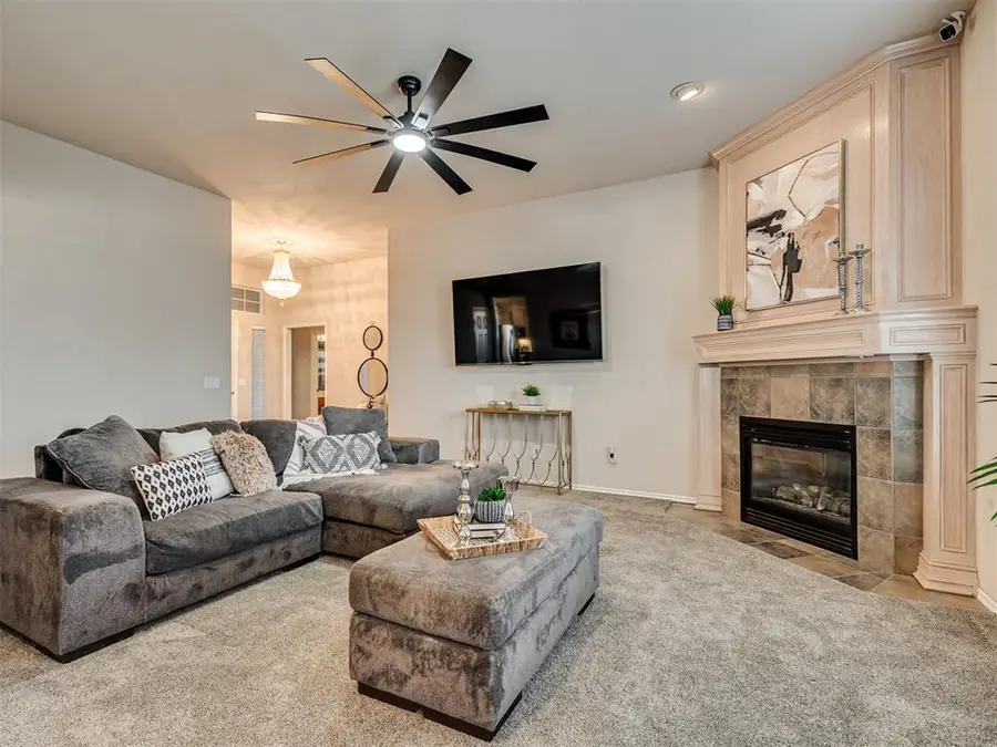 1516 Selborne Place, Yukon, OK 73099 - Image #3