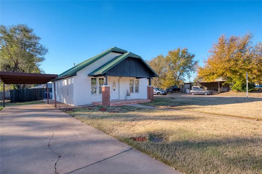 1222 W 7th Street, Elk City, OK 73644 - Image #2