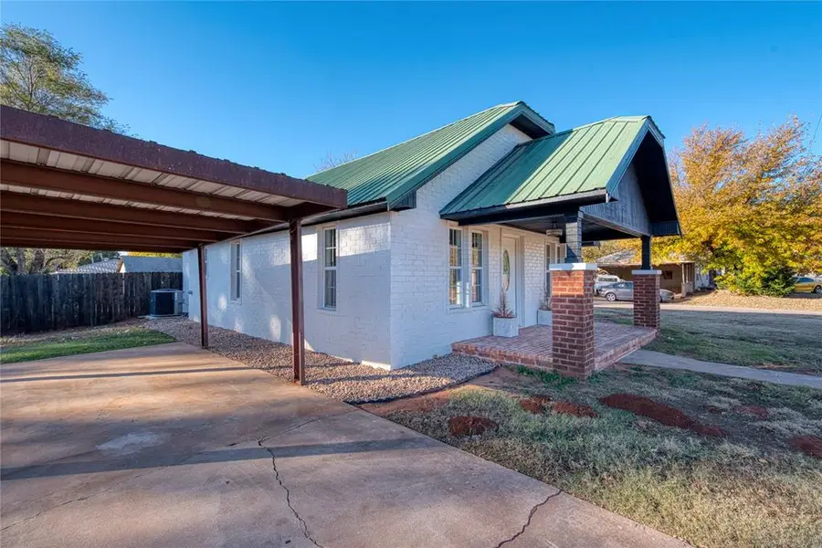 1222 W 7th Street, Elk City, OK 73644 - Image #3