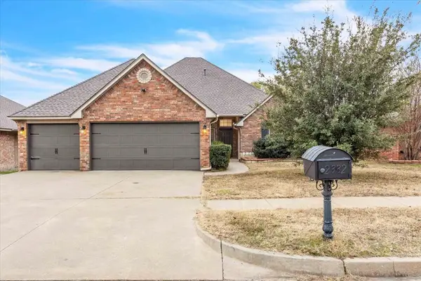 2332 NW 153rd Street, Edmond, OK 73013