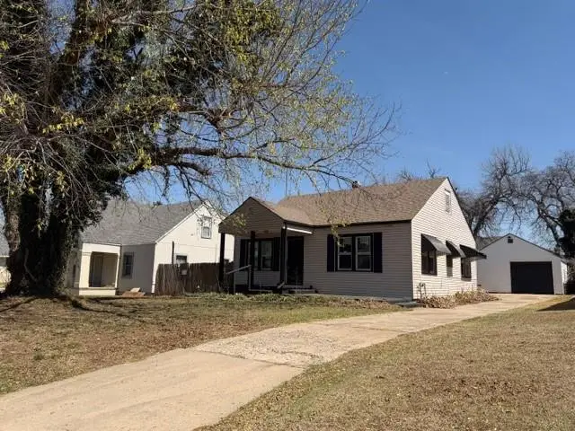 605 S Reno Avenue, El Reno, OK 73036 - #2