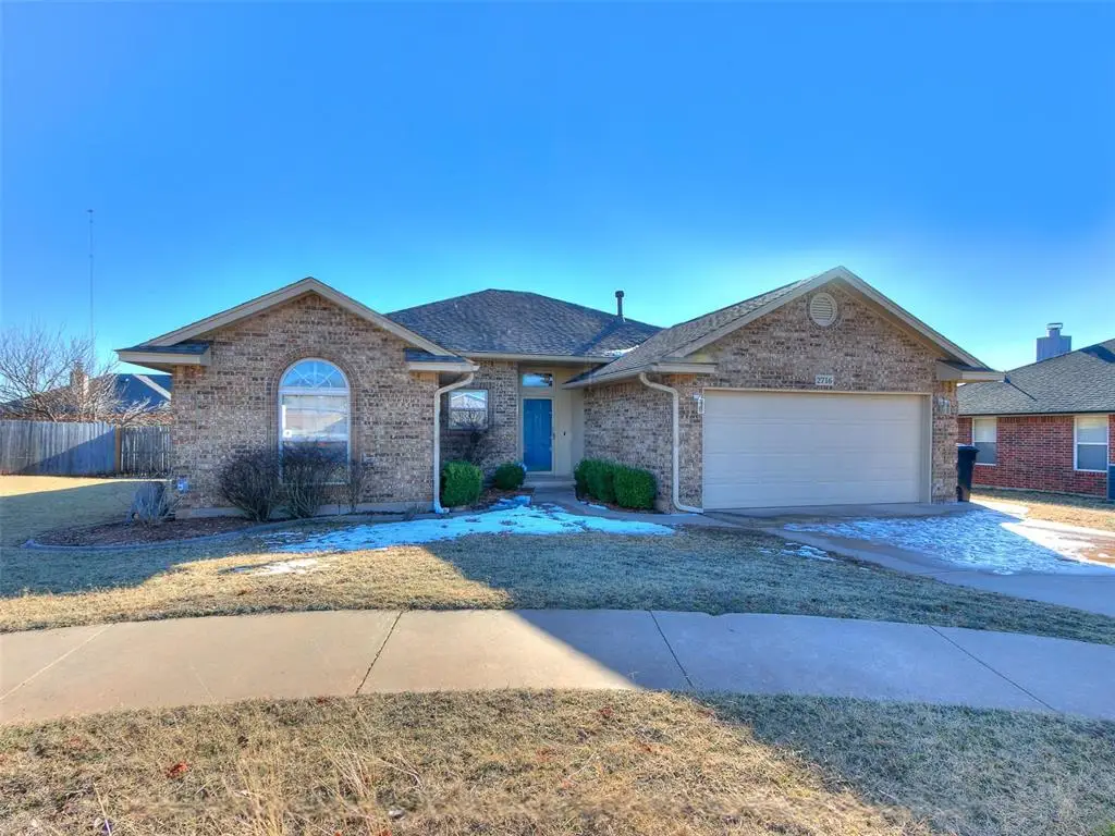 2716 SE 92nd Circle, Moore, OK 73160 - Image #1