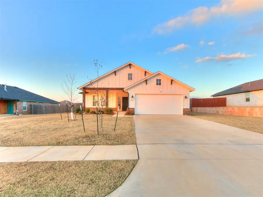 365 Jennifer Drive, Blanchard, OK 73010 - Image #2