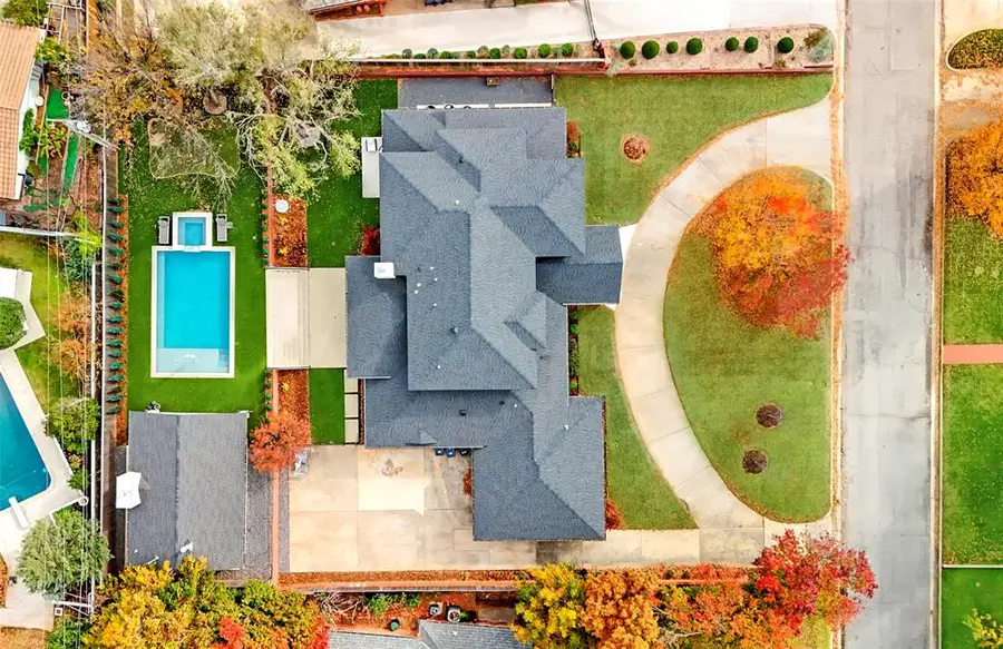 2525 Pembroke Terrace, Oklahoma City, OK 73116 - Image #2