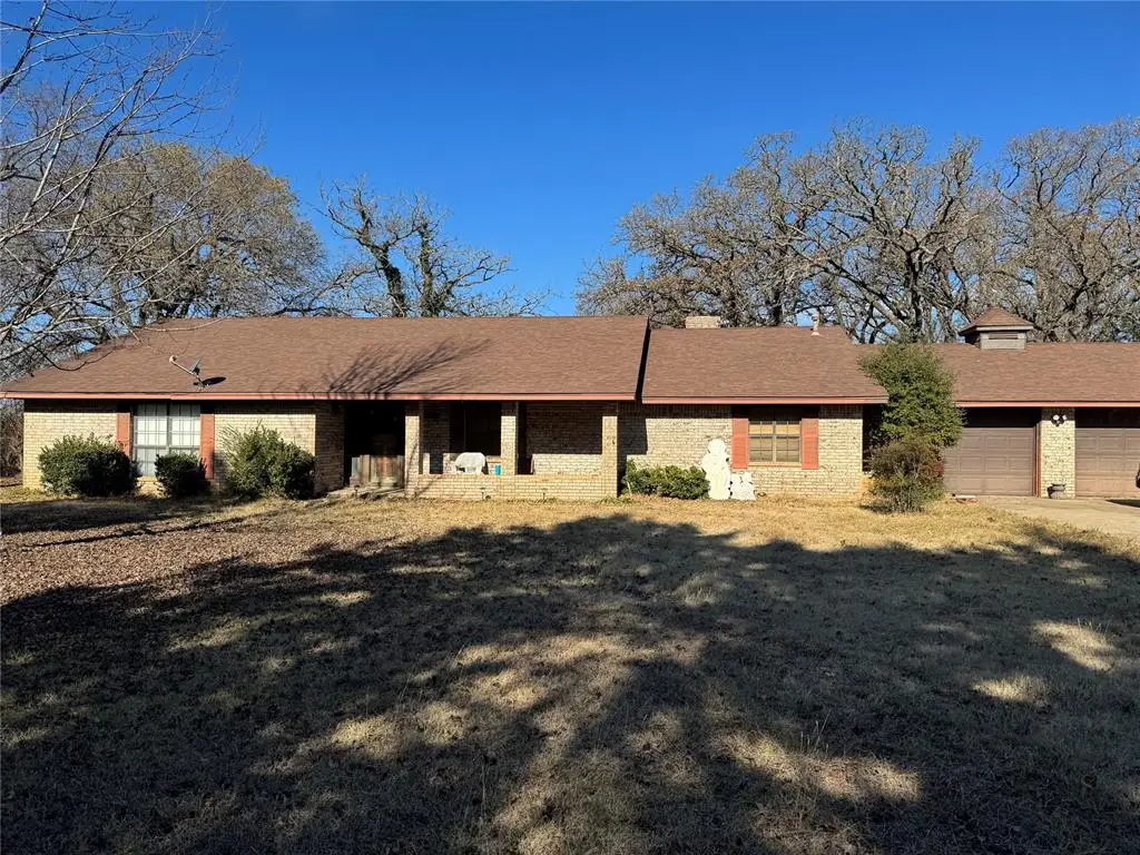 107 Oakwood Street, Pauls Valley, OK 73075 - Image #1