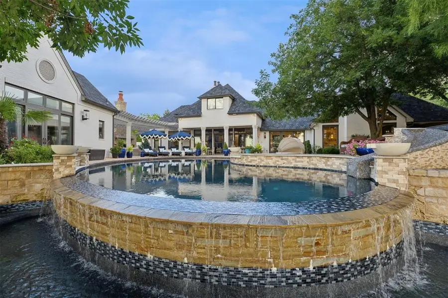 18909 Saddle River Drive, Edmond, OK 73012 - Image #2