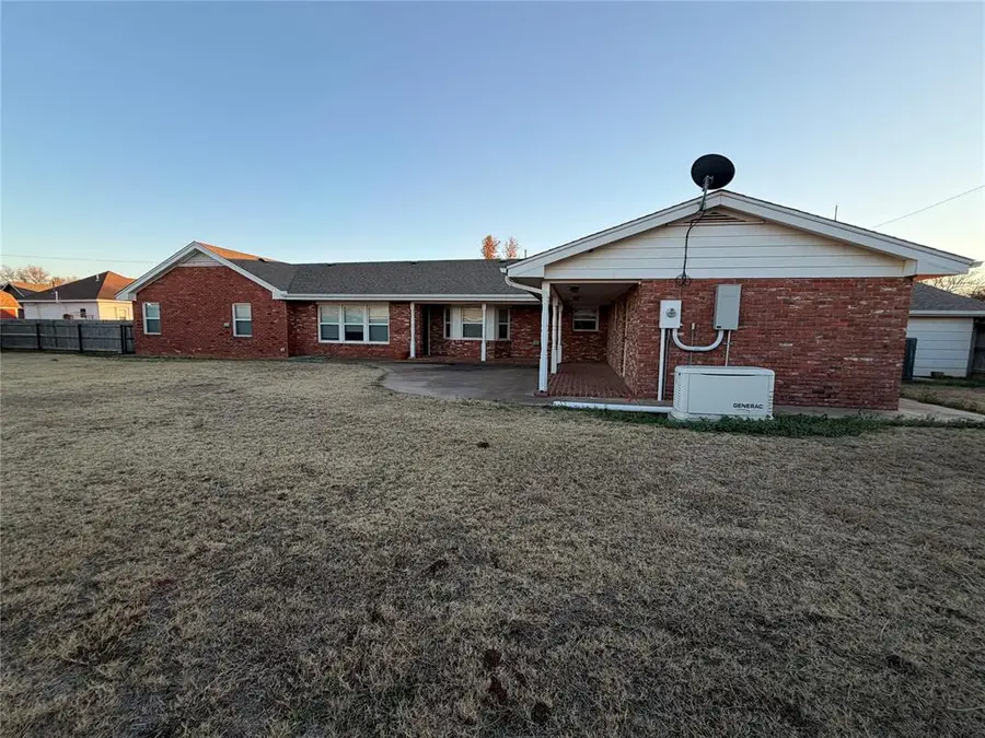 705 E Whitmer, Sentinel, OK 73664 - Image #2
