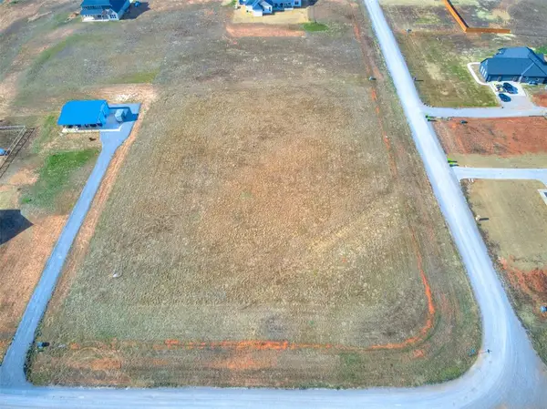 4180 Red Cedar Avenue, Piedmont, OK 73078