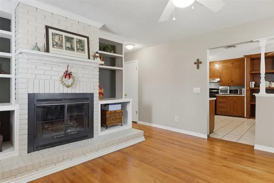 115 NE 8th Street, Moore, OK 73160 - Image #2