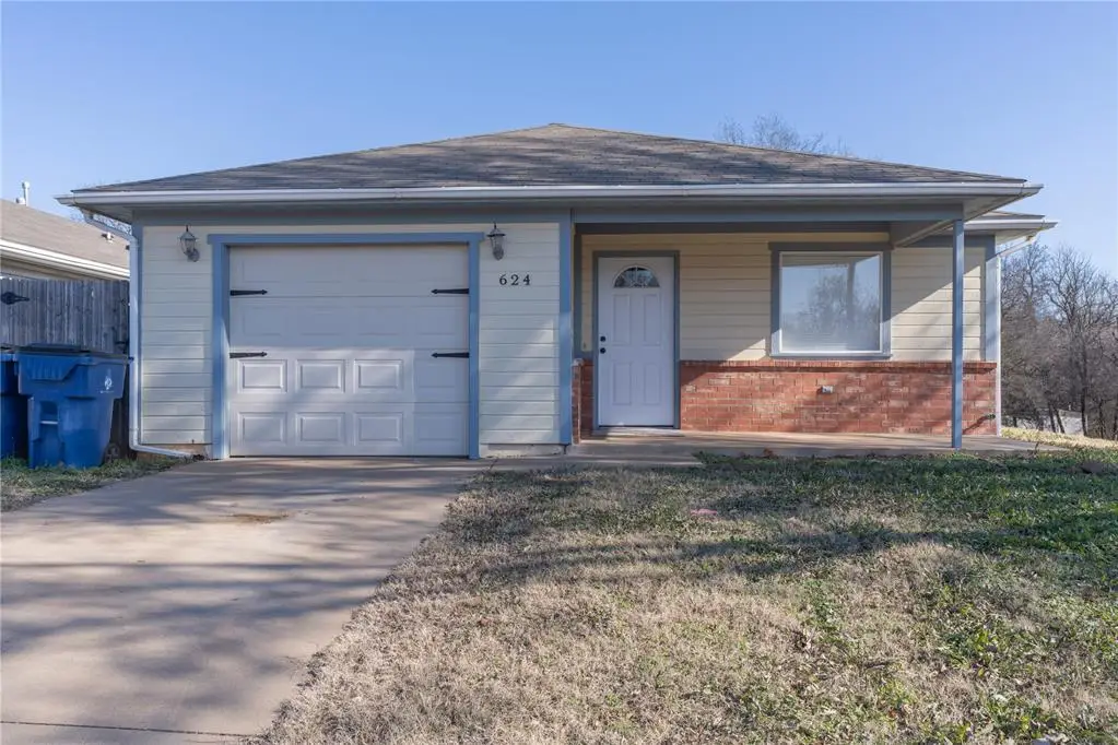 624 S Ash Street, Guthrie, OK 73044 - Image #1