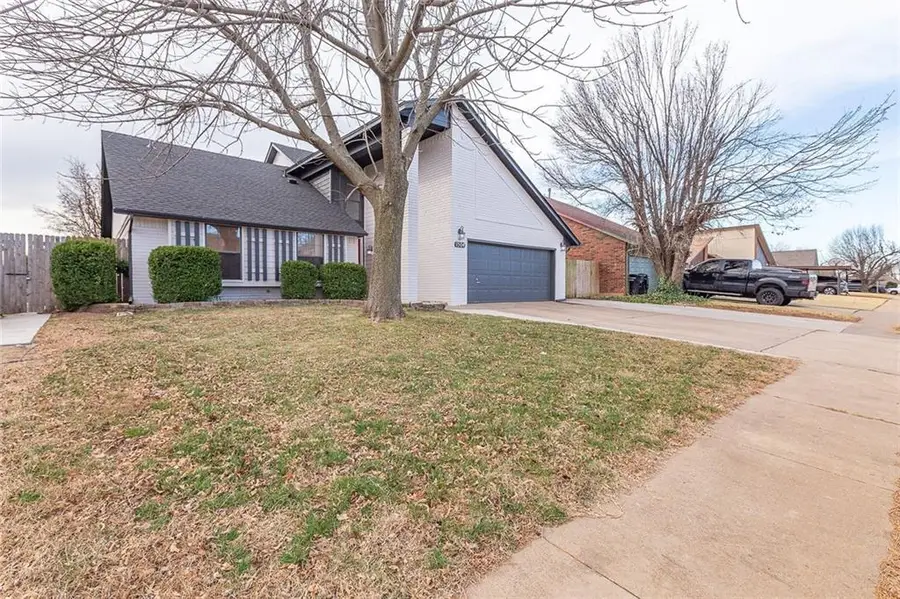 1504 NE 25th Street, Moore, OK 73160 - Image #3