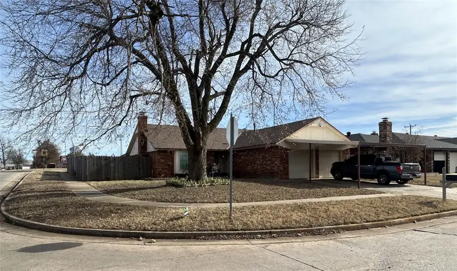 914 S Highland Drive, Mustang, OK 73064 - Image #2
