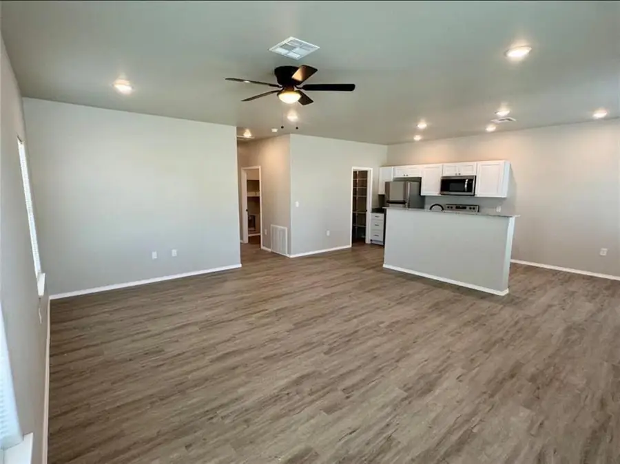 300 NW 122nd Street #A & B, Oklahoma City, OK 73114 - Image #3