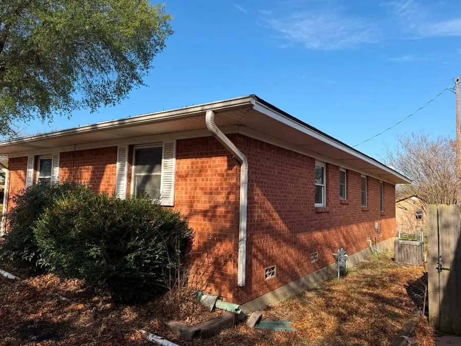 205 NW 15th Avenue, Ardmore, OK 73401 - Image #3