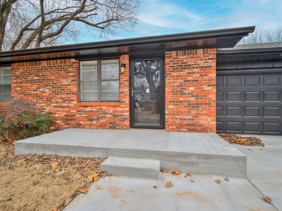 221 SW 6th Street, Blanchard, OK 73010 - Image #2