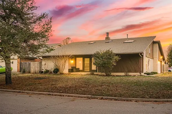 9025 N Shannon Avenue, Oklahoma City, OK 73132