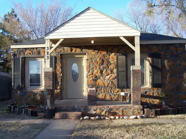 323 W 2nd Street, Edmond, OK 73003 - Image #1