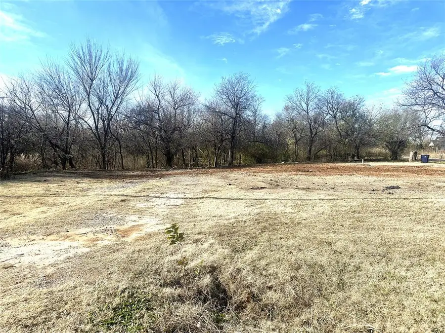 9929 N Shartel Avenue, Oklahoma City, OK 73114 - Image #2