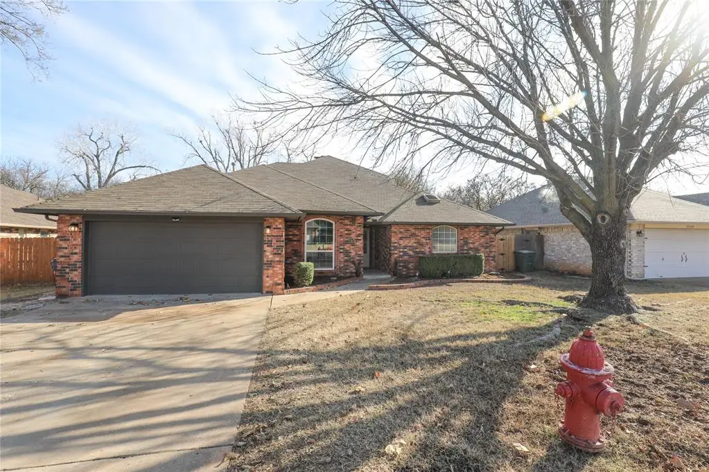 2004 N Timberview Drive, Edmond, OK 73013 - Image #1