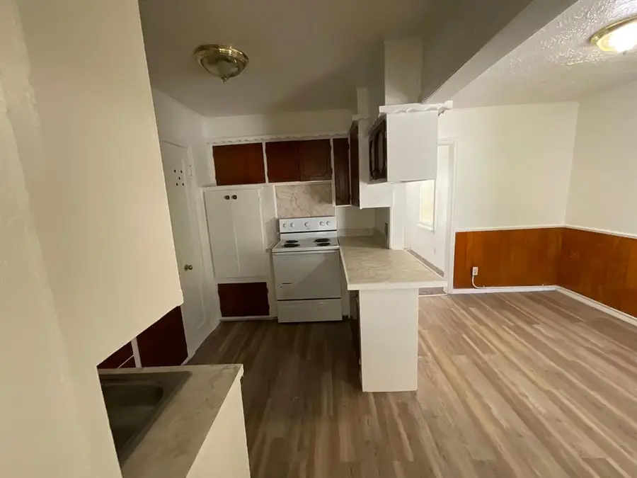 313 E Jacobs Drive, Midwest City, OK 73110 - Image #2