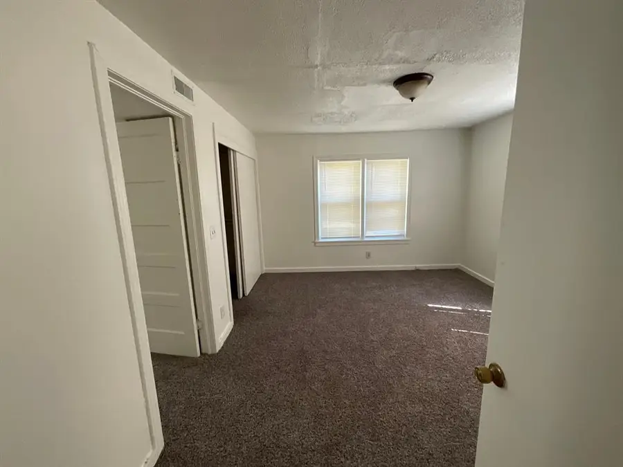 313 E Jacobs Drive, Midwest City, OK 73110 - Image #3