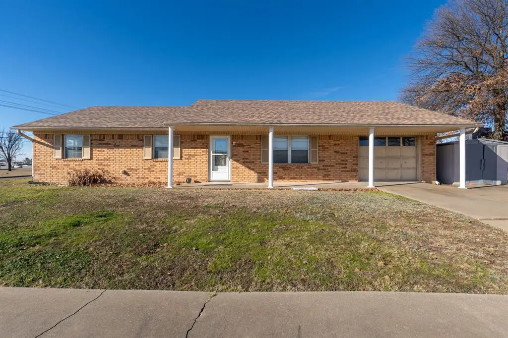 1505 Whippoorwill Lane, Prague, OK 74864 - Image #1